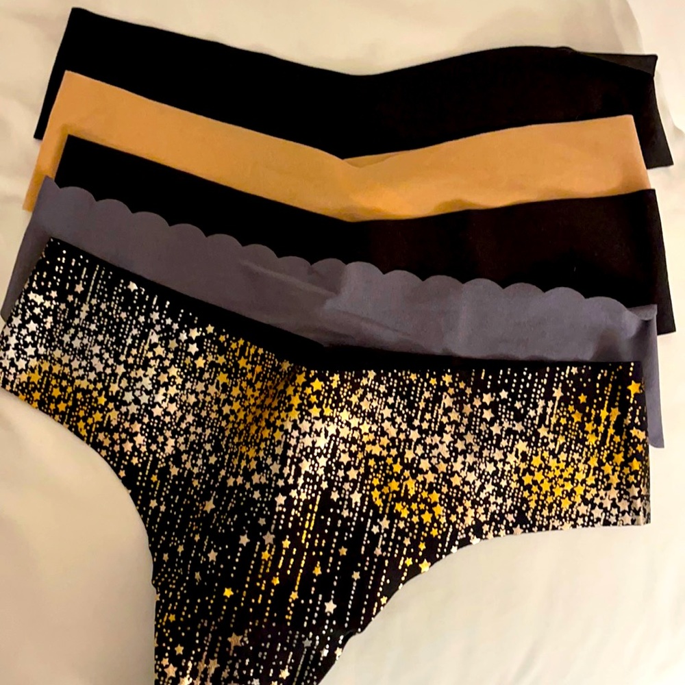 Victoria’s Secret Thong Bundle